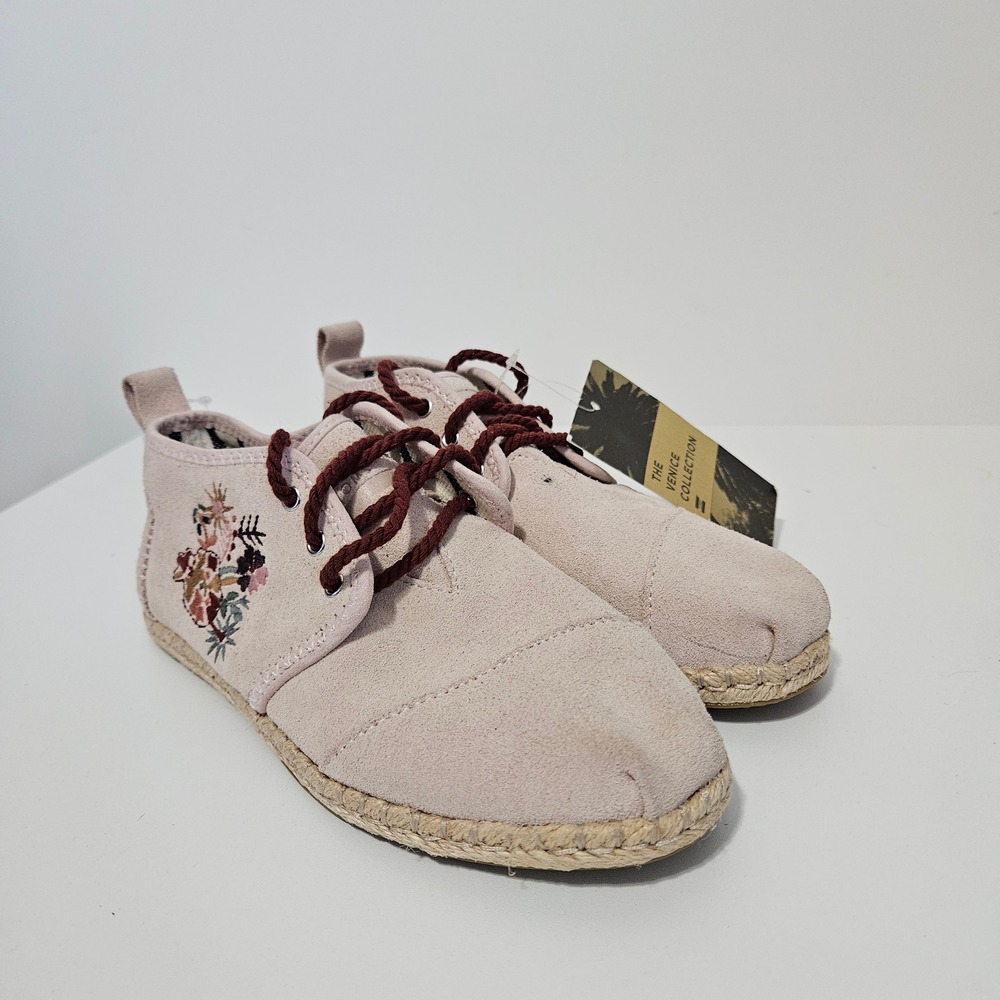 TOMS Suede Shoes Size 6 Wmn Bota Floral Embroidery Leather Rope Sole Pink Boho